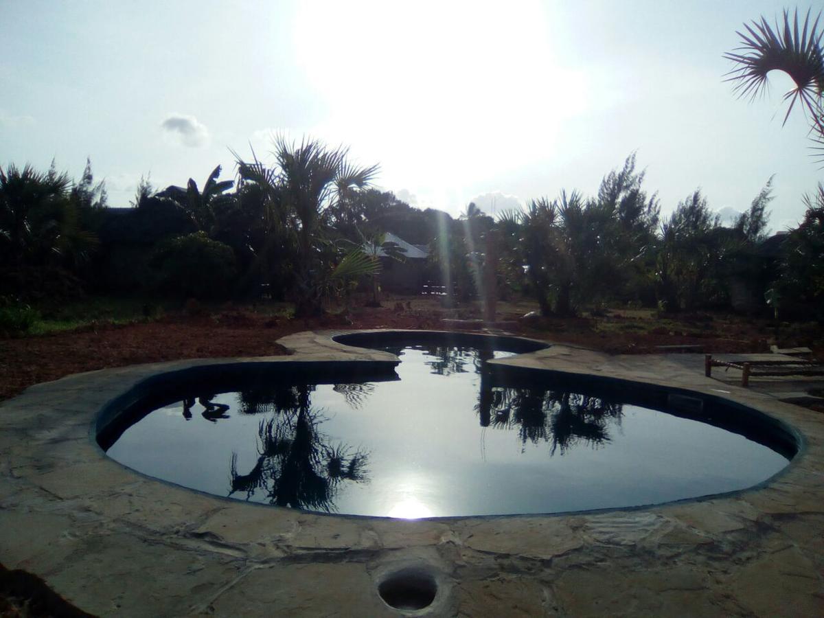 Bahati Diani House Glamping 迪亚尼海滩 外观 照片