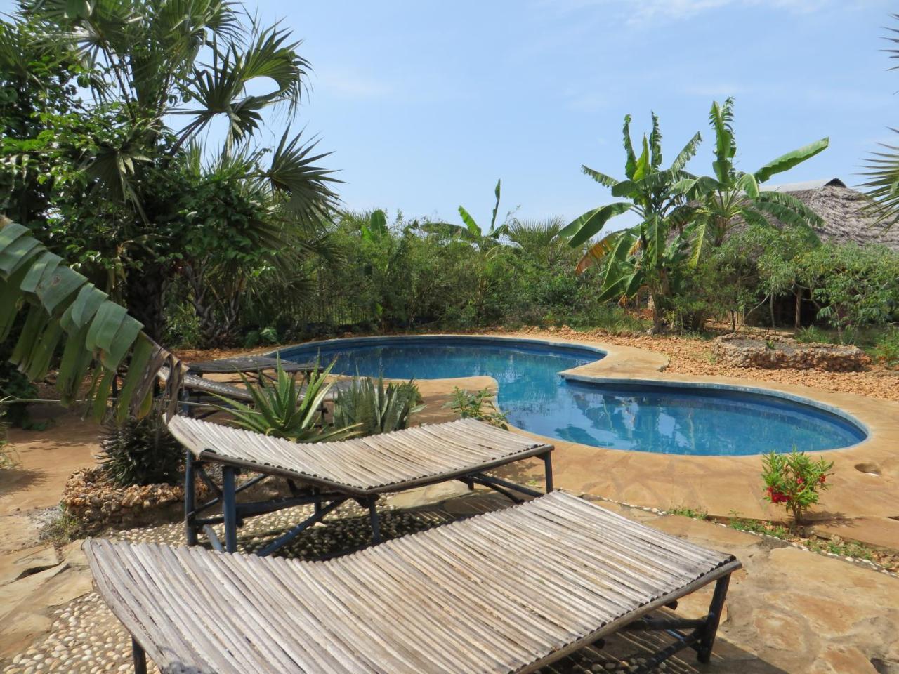 Bahati Diani House Glamping 迪亚尼海滩 外观 照片